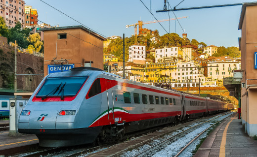 981324 (a): :2048x1256
